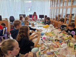 b_1024_768_0_00_images_2022_2023_kwiecien_warsztaty_jaja_339645019_742893850871508_5094954325577189263_n